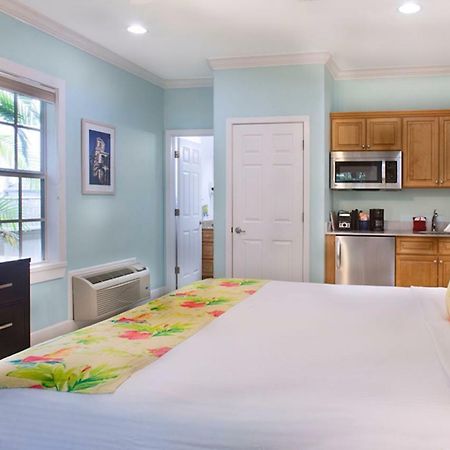 Travelers Palm Inn Key West Exterior photo