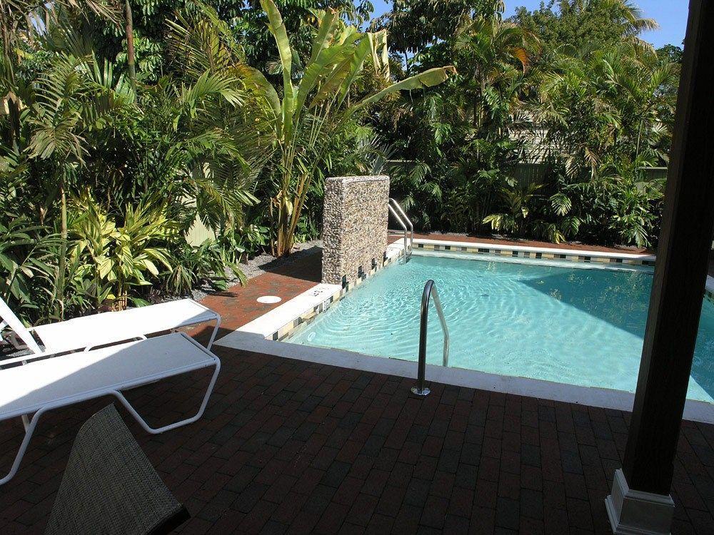 Travelers Palm Inn Key West Exterior photo