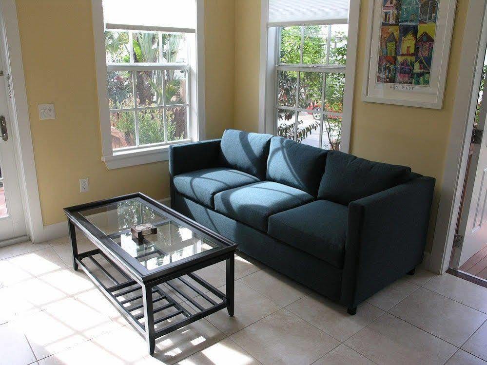 Travelers Palm Inn Key West Exterior photo