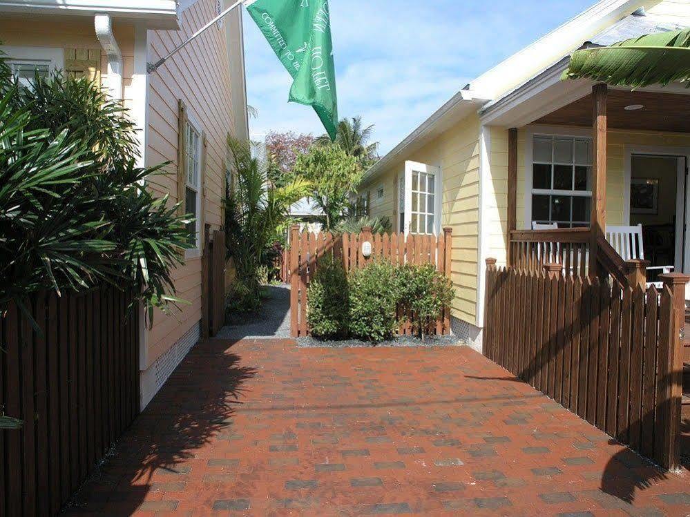 Travelers Palm Inn Key West Exterior photo