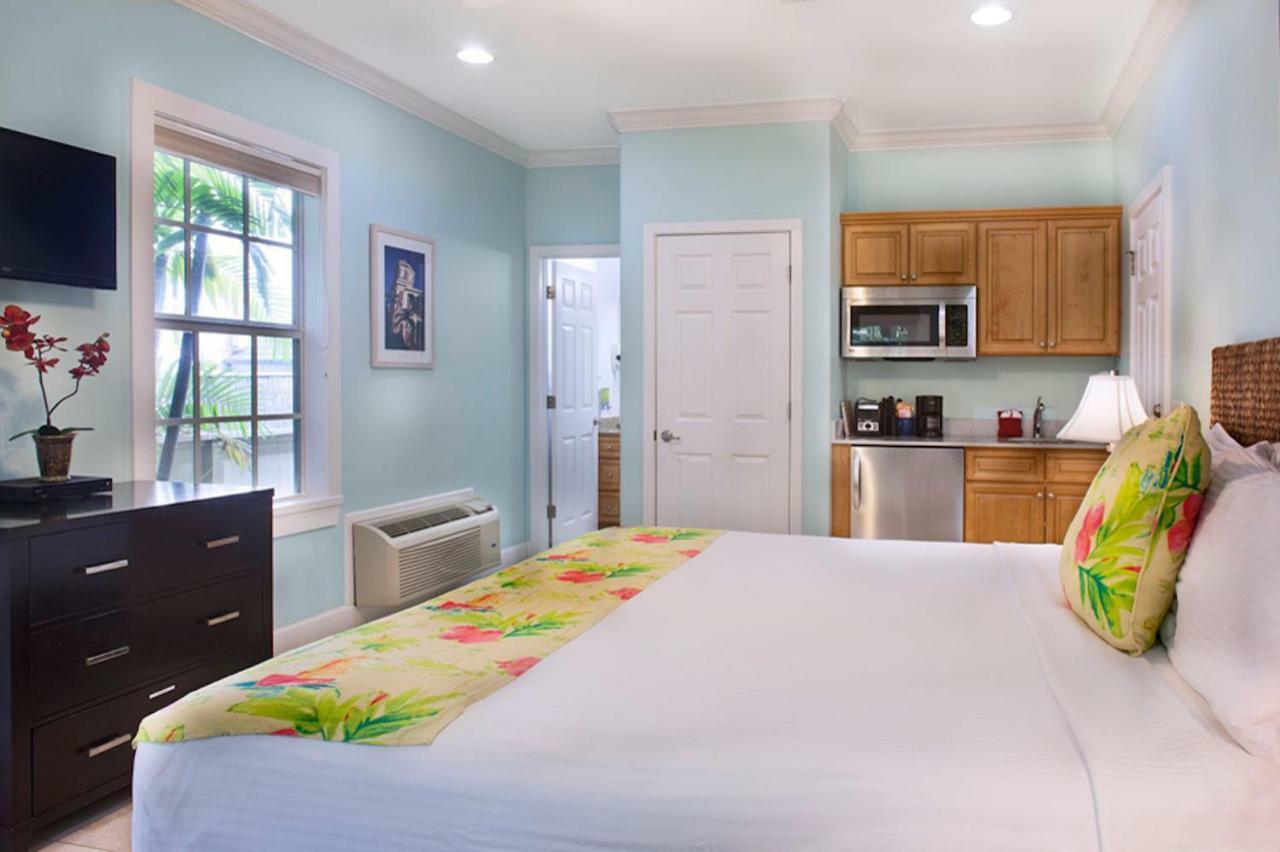 Travelers Palm Inn Key West Exterior photo